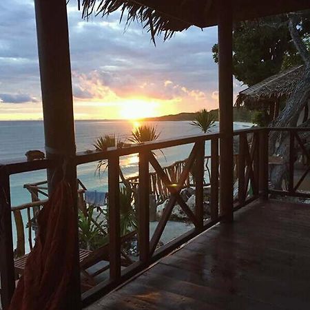 Nini'S Beach Bungalows Бира Екстериор снимка