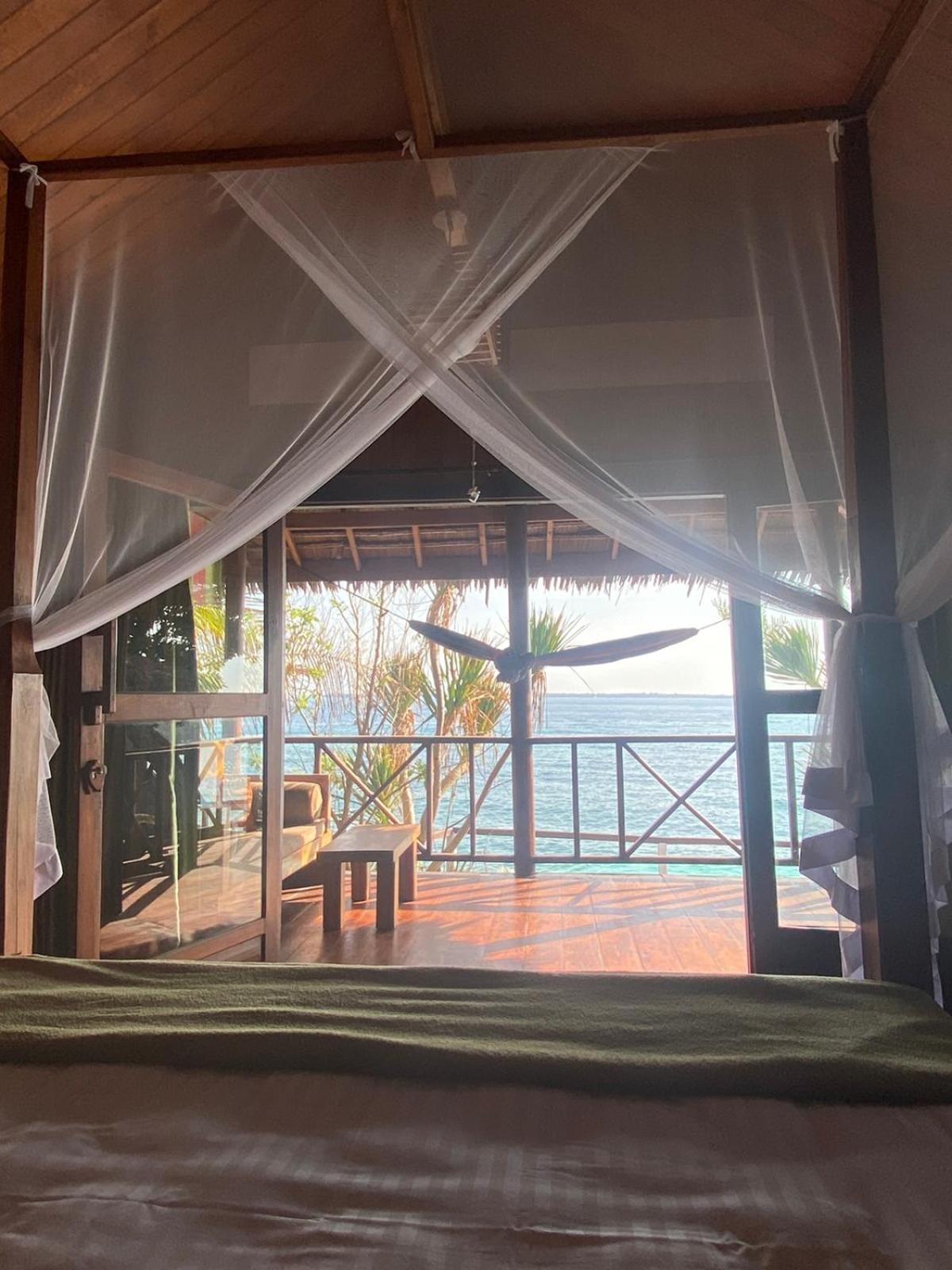 Nini'S Beach Bungalows Бира Стая снимка
